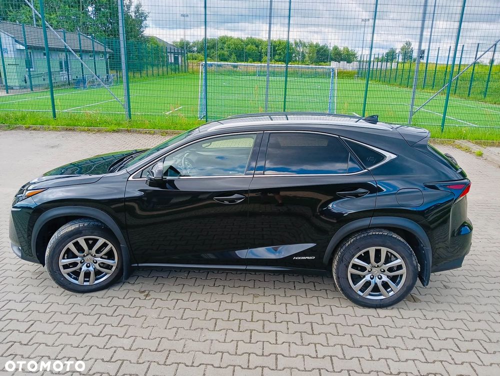 Lexus NX 300h Comfort AWD - 2