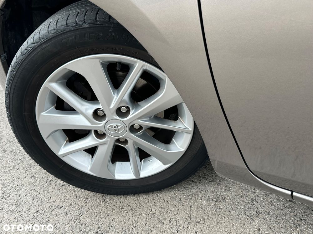 Toyota Auris 1.6 Premium - 38