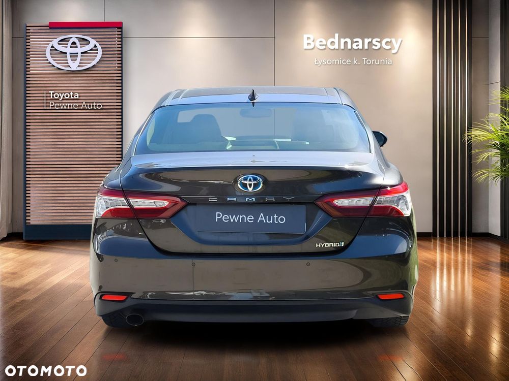 Toyota Camry 2.5 Hybrid Executive CVT - 7