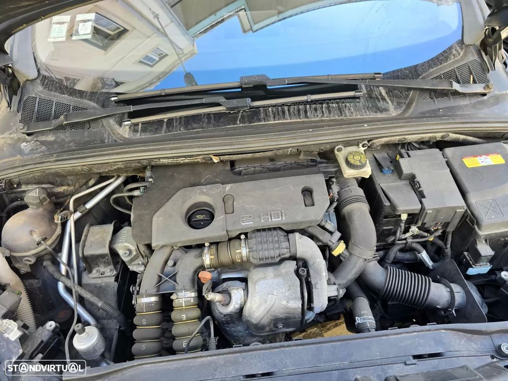 Peugeot 308 SW 1.6 e-HDi SE Envy 2-Tronic - 25