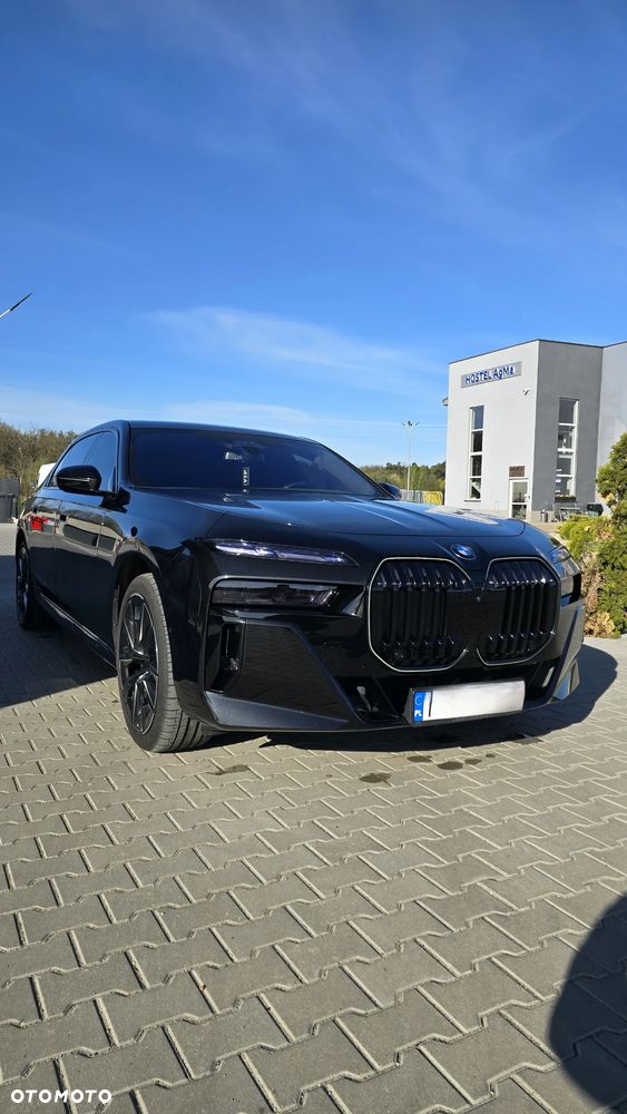 BMW Seria 7 ver-740d-xdrive-mhev-m-sport-sport - 3