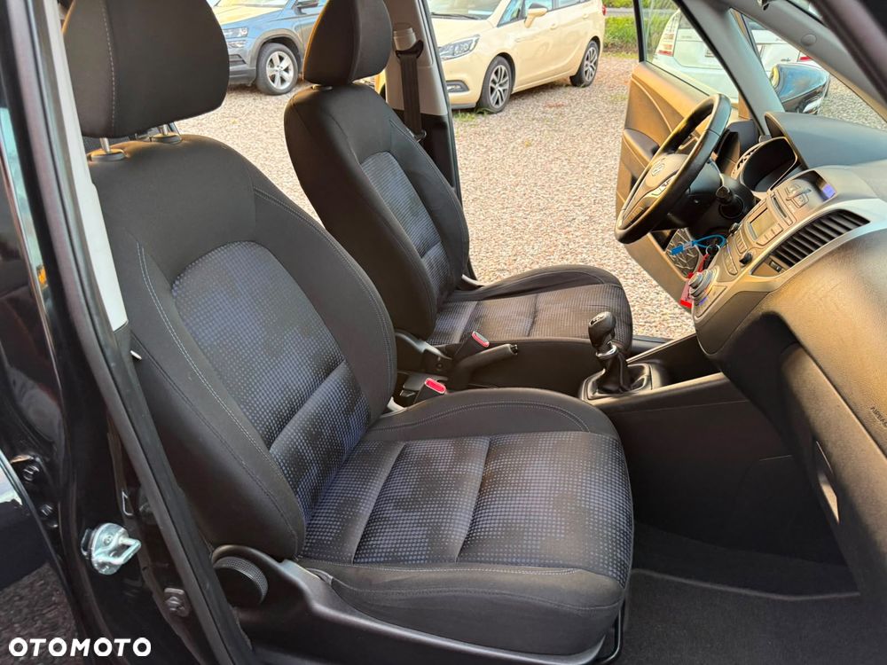 Hyundai ix20 1.4 blue Comfort - 18