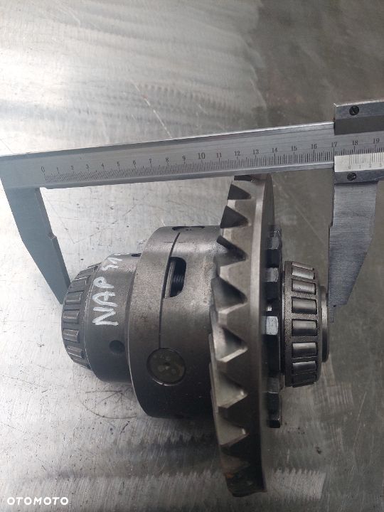 Dyferencjał, Koło talerzowe Mechanizm różnicowy Dana Spicer  [KT-31, Z-31, F-21, SZ-12][NAP 41455] - 7