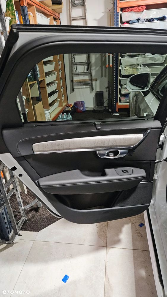 Volvo V90 B5 D AWD Ultimate Dark - 25