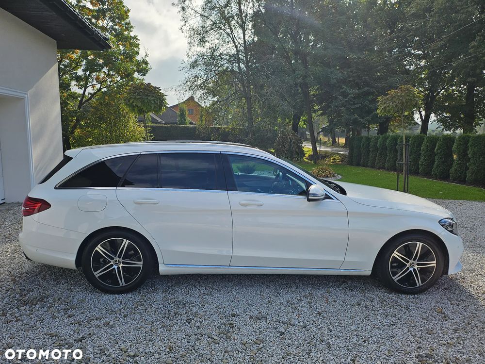 Mercedes-Benz Klasa C 200 d T 9G-TRONIC AMG Line - 8