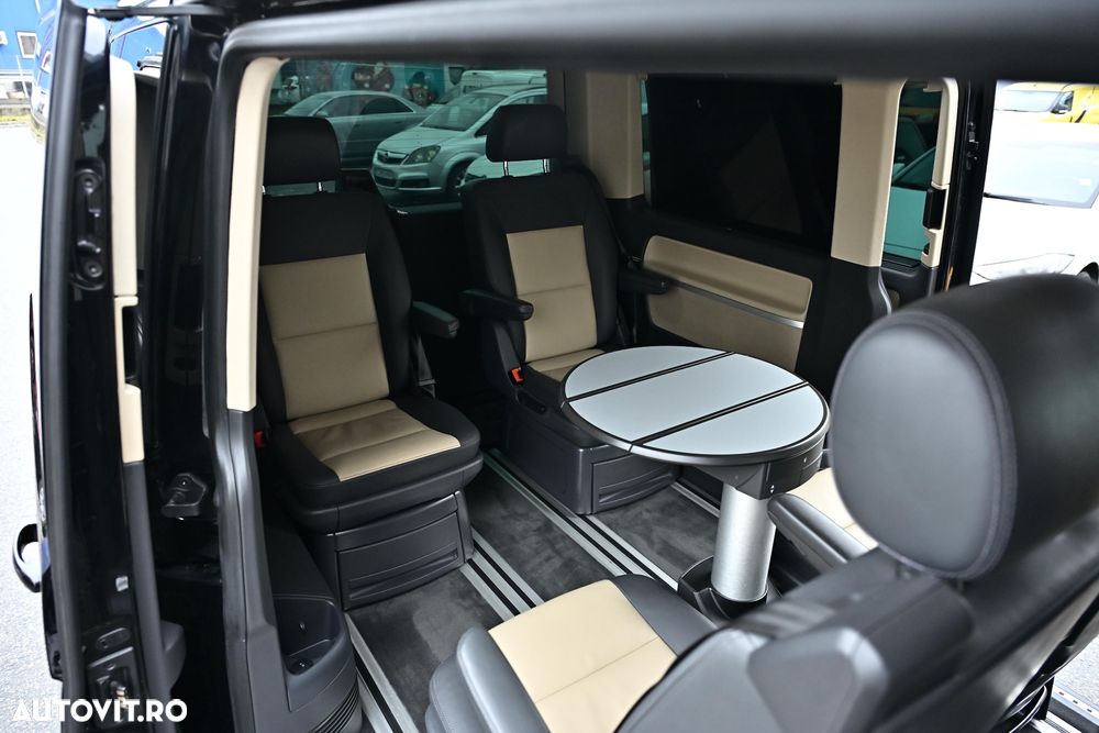 Volkswagen Multivan - 13