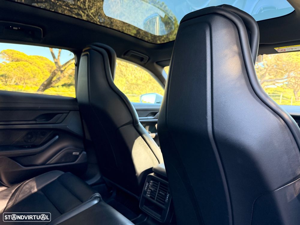 Porsche Taycan Sport Turismo 4S - 19