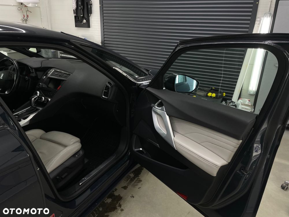 Citroën DS5 HDi 165 Business - 32