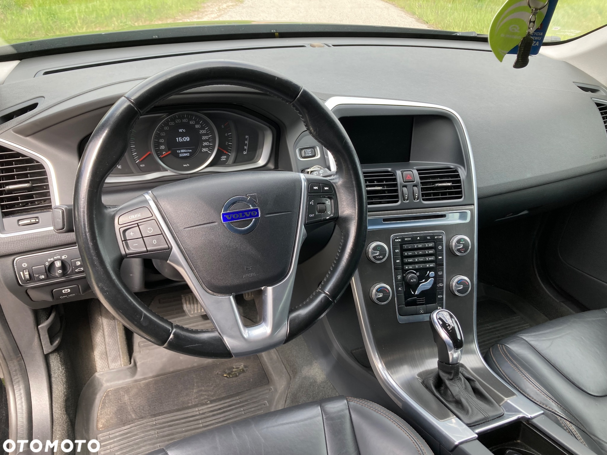 Volvo XC 60 D4 Drive-E Momentum - 9