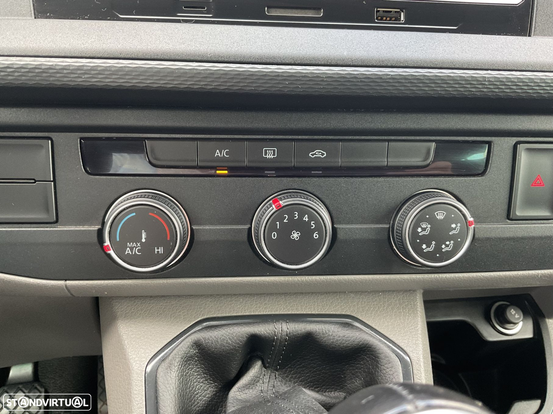 VW Transporter Transport 2.0 TDi BM CD L.Extra AC - 22