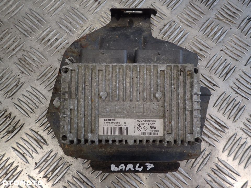 RENAULT KOMPUTER STEROWNIK 7700112087 S105280003D RADOM - 1