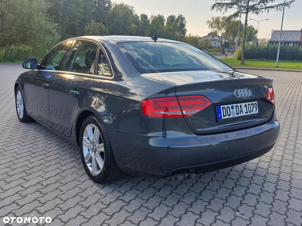 Audi A4 Limousine 2.0 TDI DPF S line Sportpaket - 8