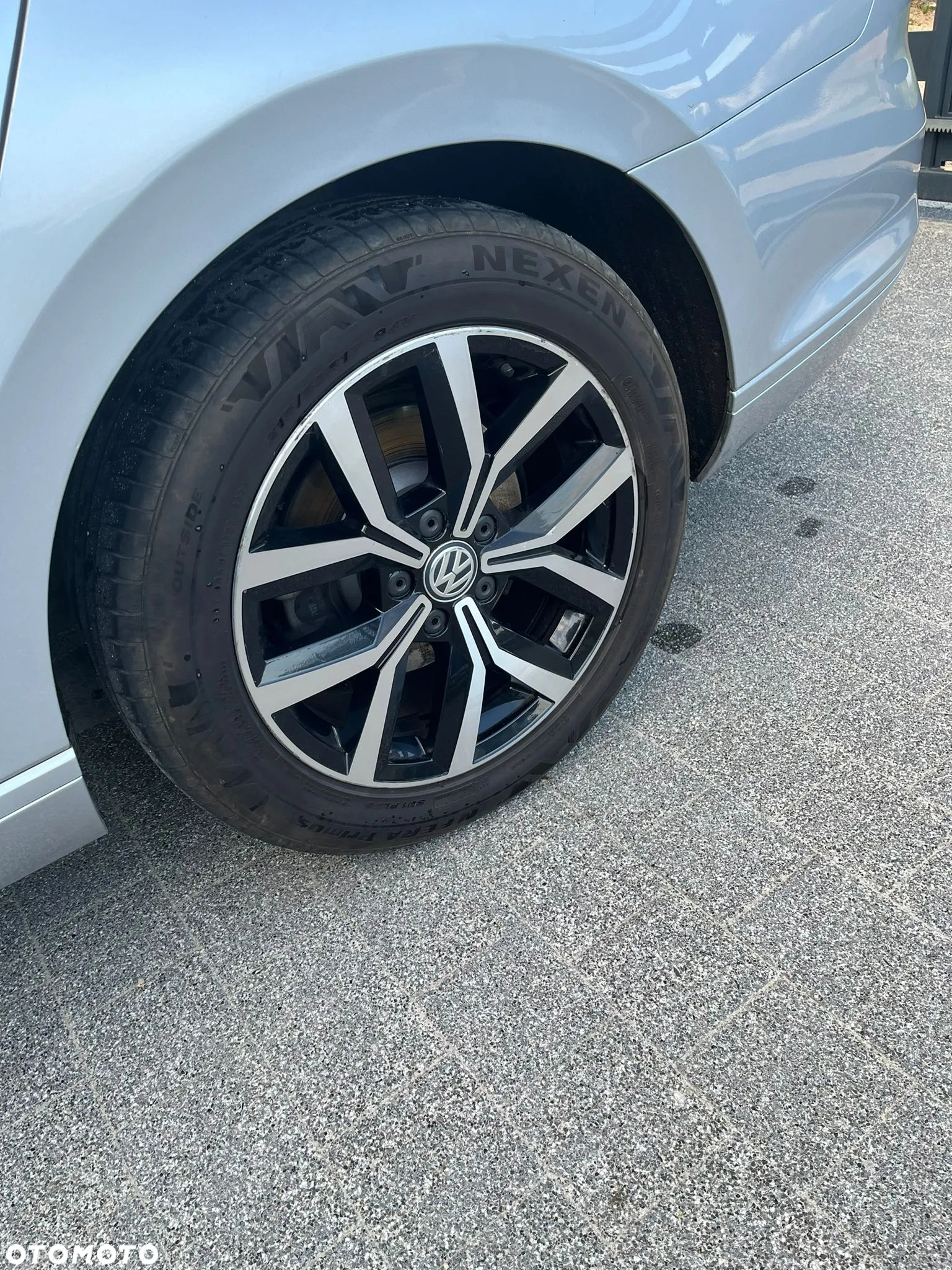 Volkswagen Passat 2.0 TDI BMT Comfortline - 11