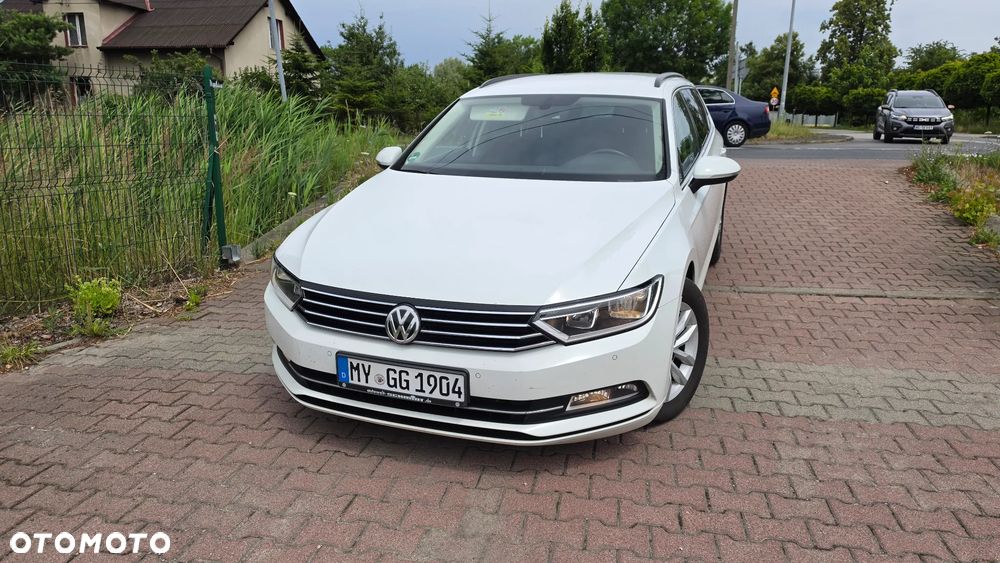 Volkswagen Passat Variant 2.0 TDI (BlueMotion Technology) Trendline - 31