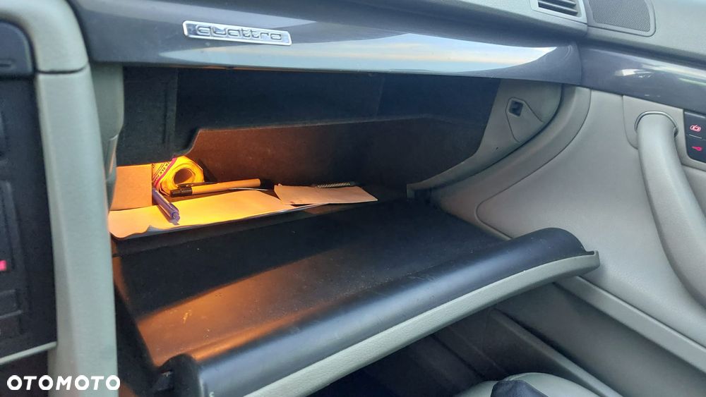 Audi A4 Limousine - 20