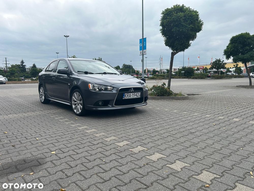 Mitsubishi Lancer - 9