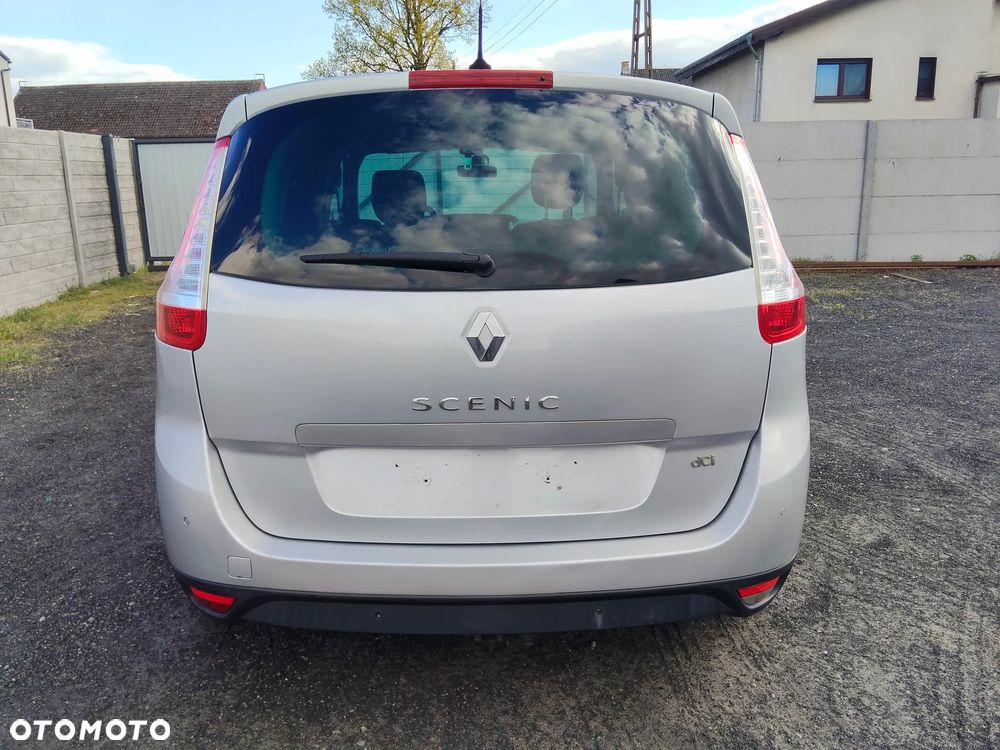 Renault Grand Scenic dCi 150 FAP Dynamique - 6