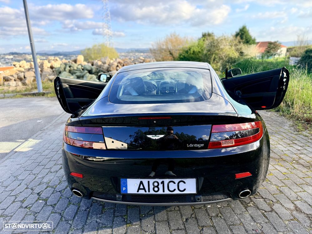 Aston Martin Vantage Coupe V8 Sportshift - 4