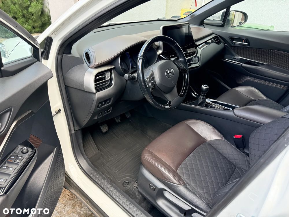 Toyota C-HR 1.2 T Prestige - 11