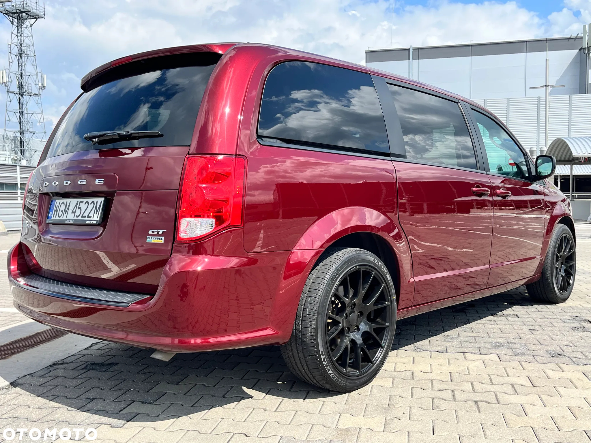 Dodge Grand Caravan - 8