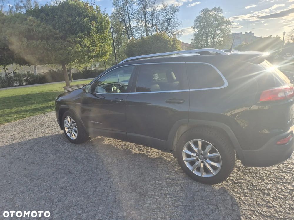Jeep Cherokee - 7