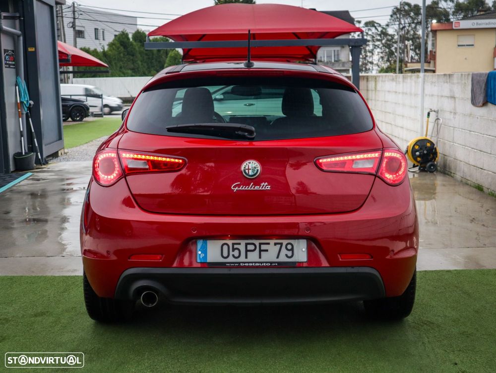 Alfa Romeo Giulietta 1.6 JTDm Exclusive - 8