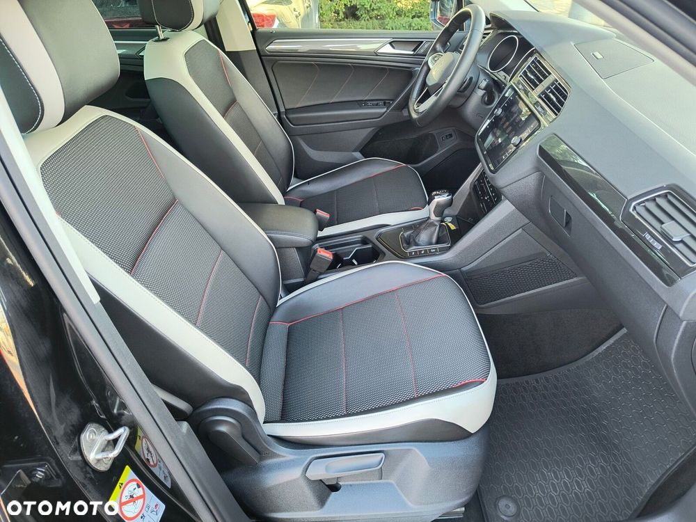 Volkswagen Tiguan 1.5 TSI EVO Urban Sport DSG - 13