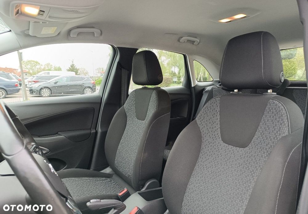 Opel Crossland X - 21