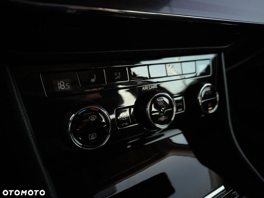 Skoda Superb 2.0 TDI Style - 30