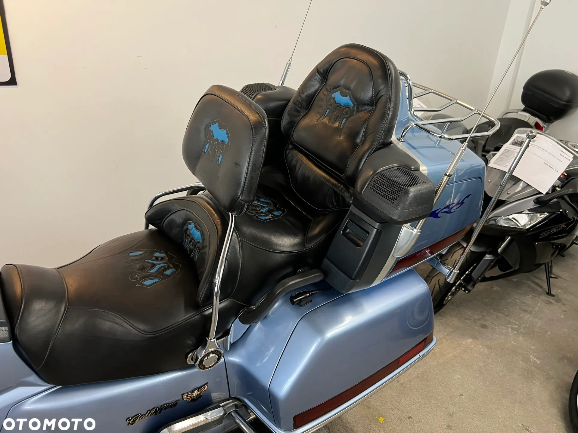 Honda GL - 25