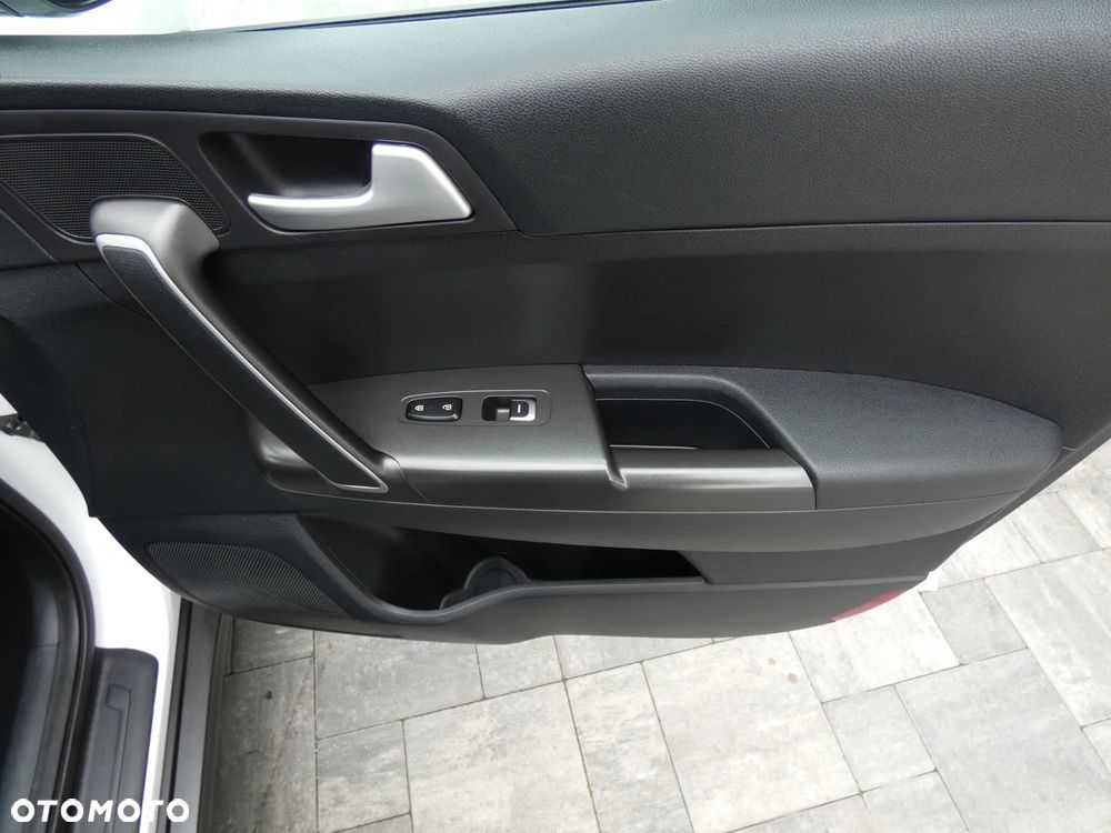 Kia Sportage 1.6 GDI Business Line 2WD - 35