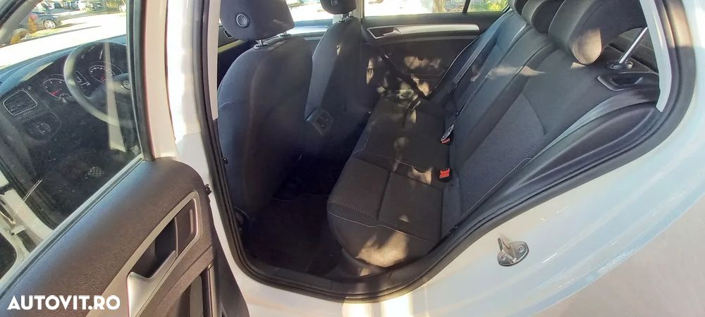 Volkswagen Golf 1.6 TDI Trendline - 13