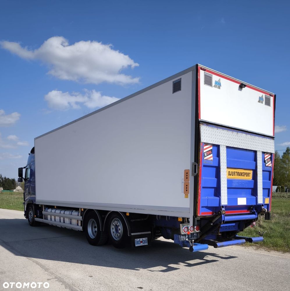 Volvo FH 420 6x2 - 5