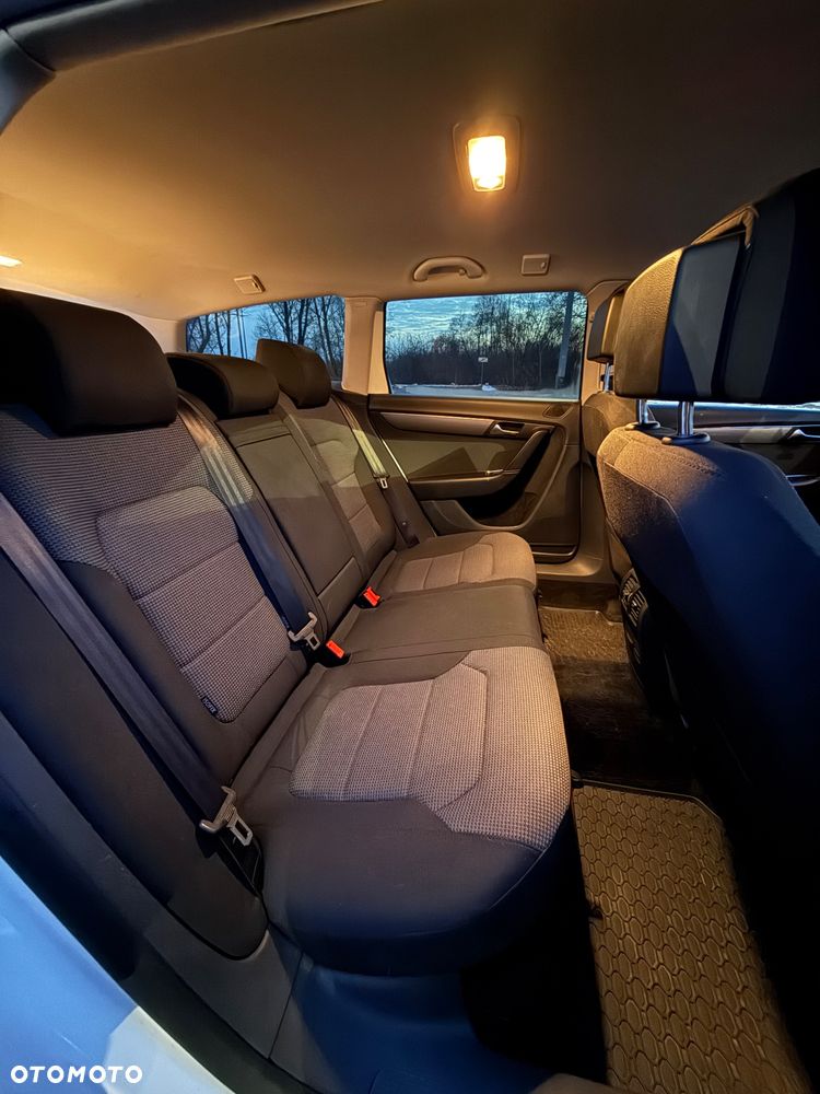 Volkswagen Passat 2.0 TDI 4Motion Comfortline - 7