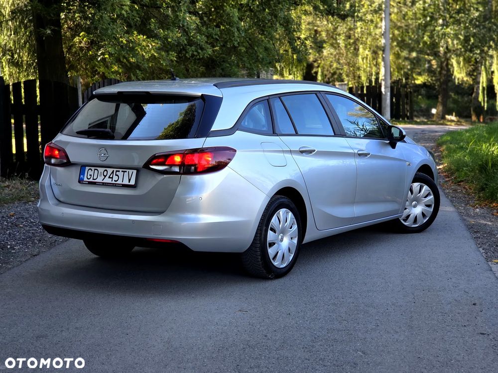 Opel Astra 1.6 CDTI Enjoy S&S - 9
