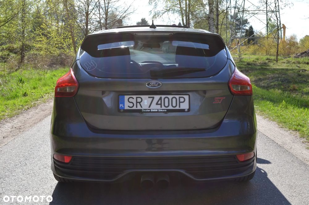 Ford Focus 2.0 EcoBoost ST - 6