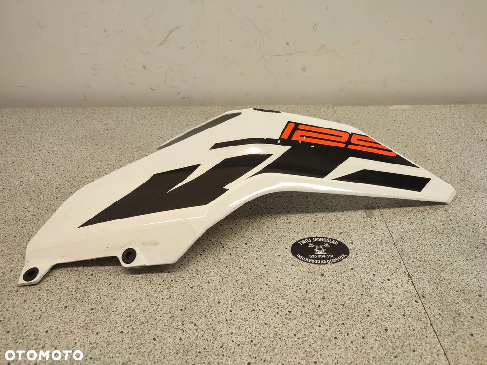 Owiewka, osłona, bok, boczek KTM Duke 125 - 2