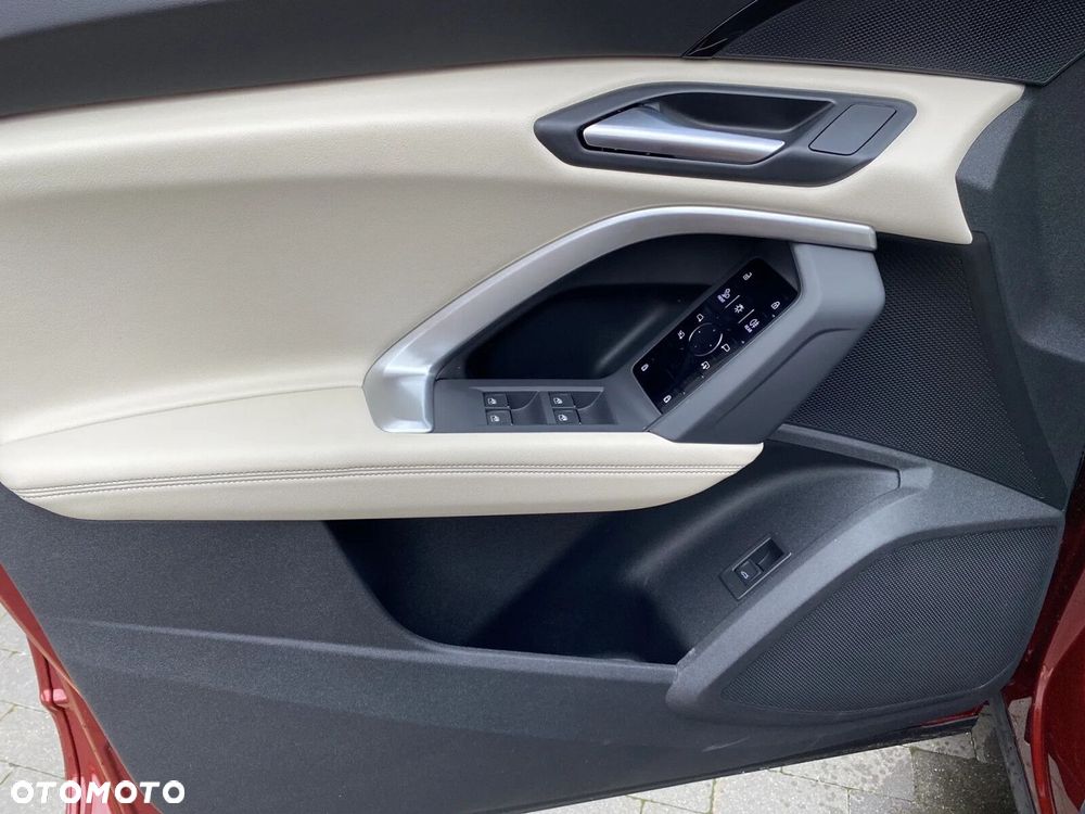 Audi Q5 Sportback - 24