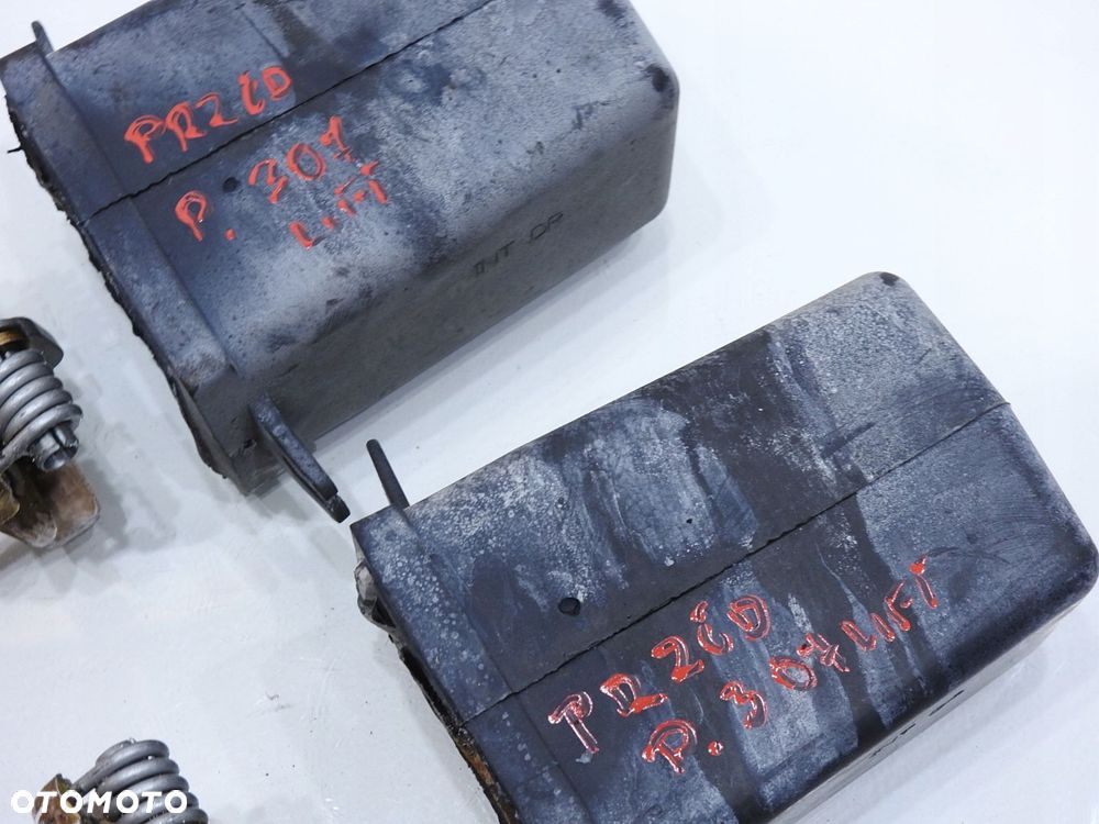 OGRANICZNIK DRZWI PRZÓD PEUGEOT 307 LIFT - 3