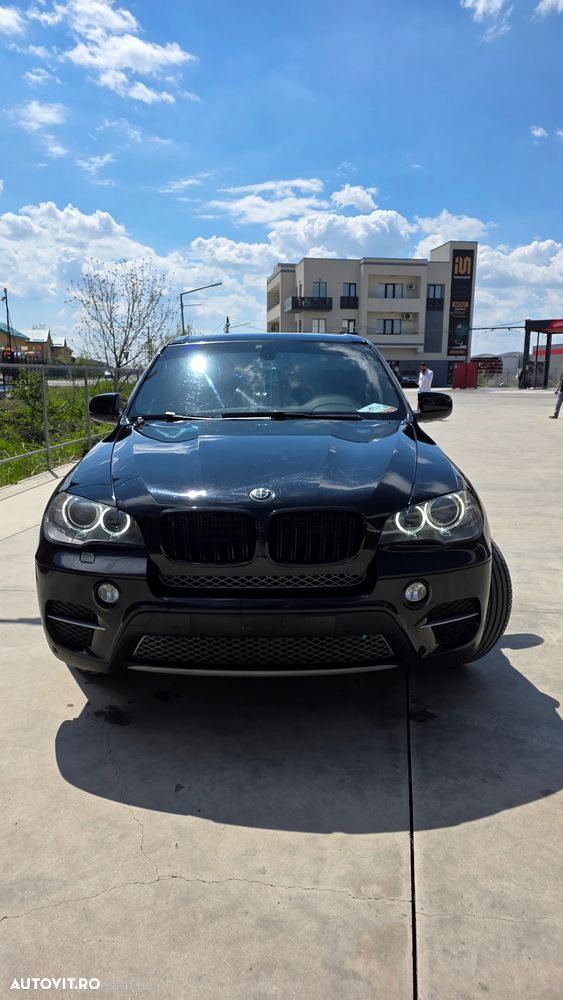BMW X5 xDrive40d - 11