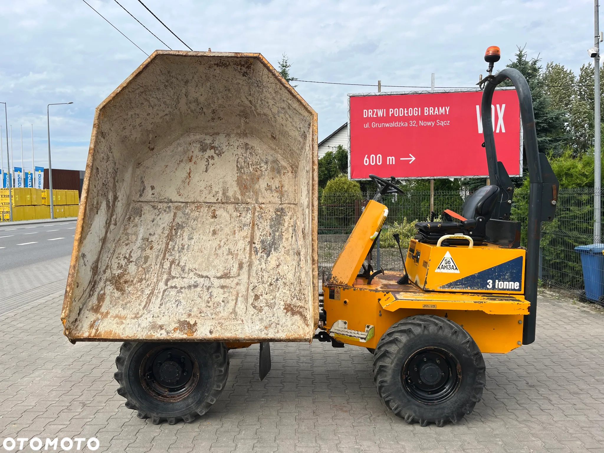 Thwaites Mach 573 3 Tonne - 9
