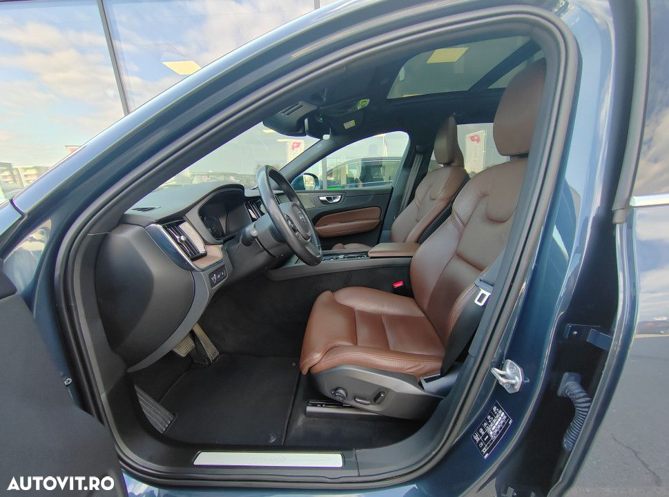 Volvo XC 60 T8 Twin Engine AWD Inscription - 10