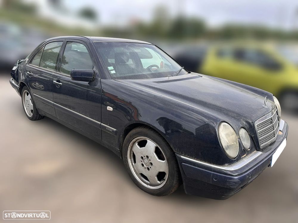 MERCEDES-BENZ Classe E Sedan (W210) E 200 2.0 Kompressor Gasolina 186 cv  137 kW 1997 - 2002 M 111.947 para peças - 3