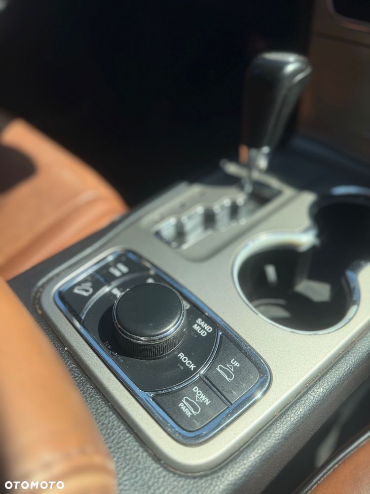 Jeep Grand Cherokee 5.7 V8 HEMI 4WD Automatik Overland - 15