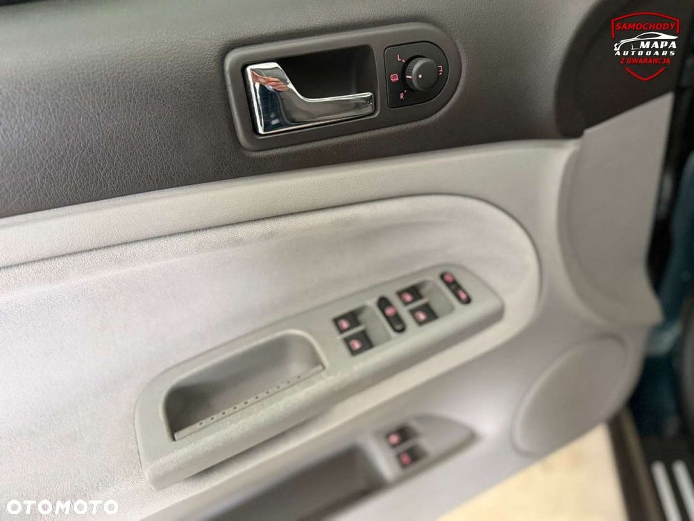 Volkswagen Passat - 18