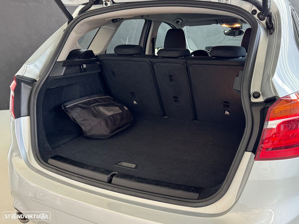 BMW 225xe Active Tourer iPerformance Advantage - 12