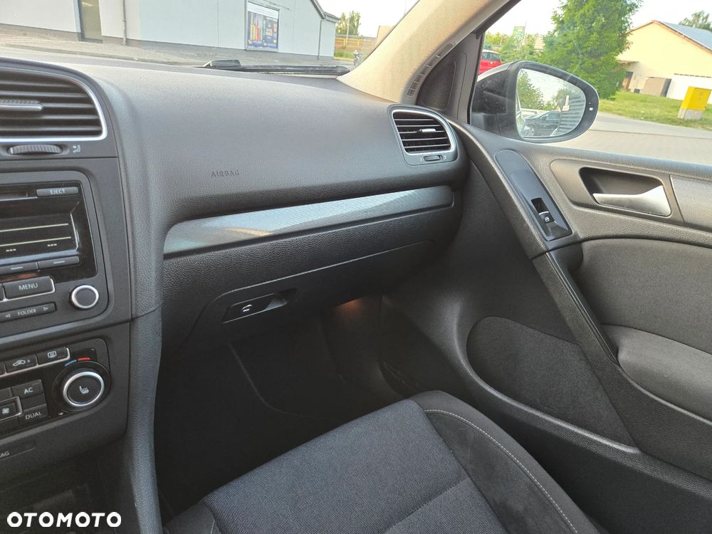 Volkswagen Golf 1.2 TSI Style - 21
