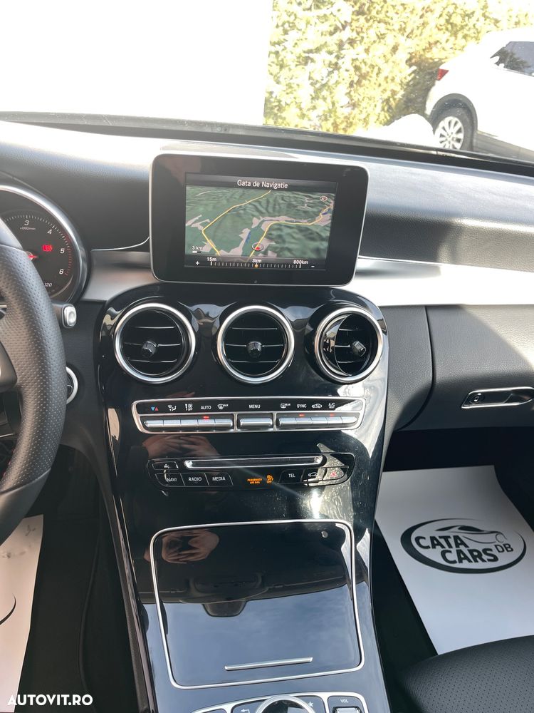 Mercedes-Benz C - 34