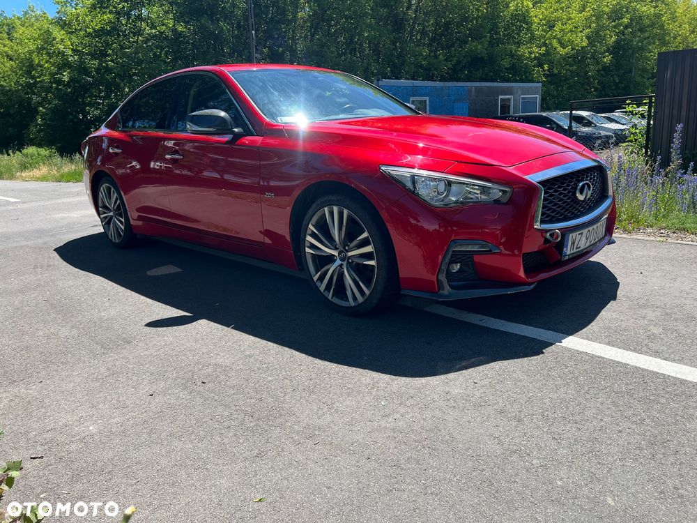 Infiniti Q50 2.0t Sport Sound Studio by Bose - 6