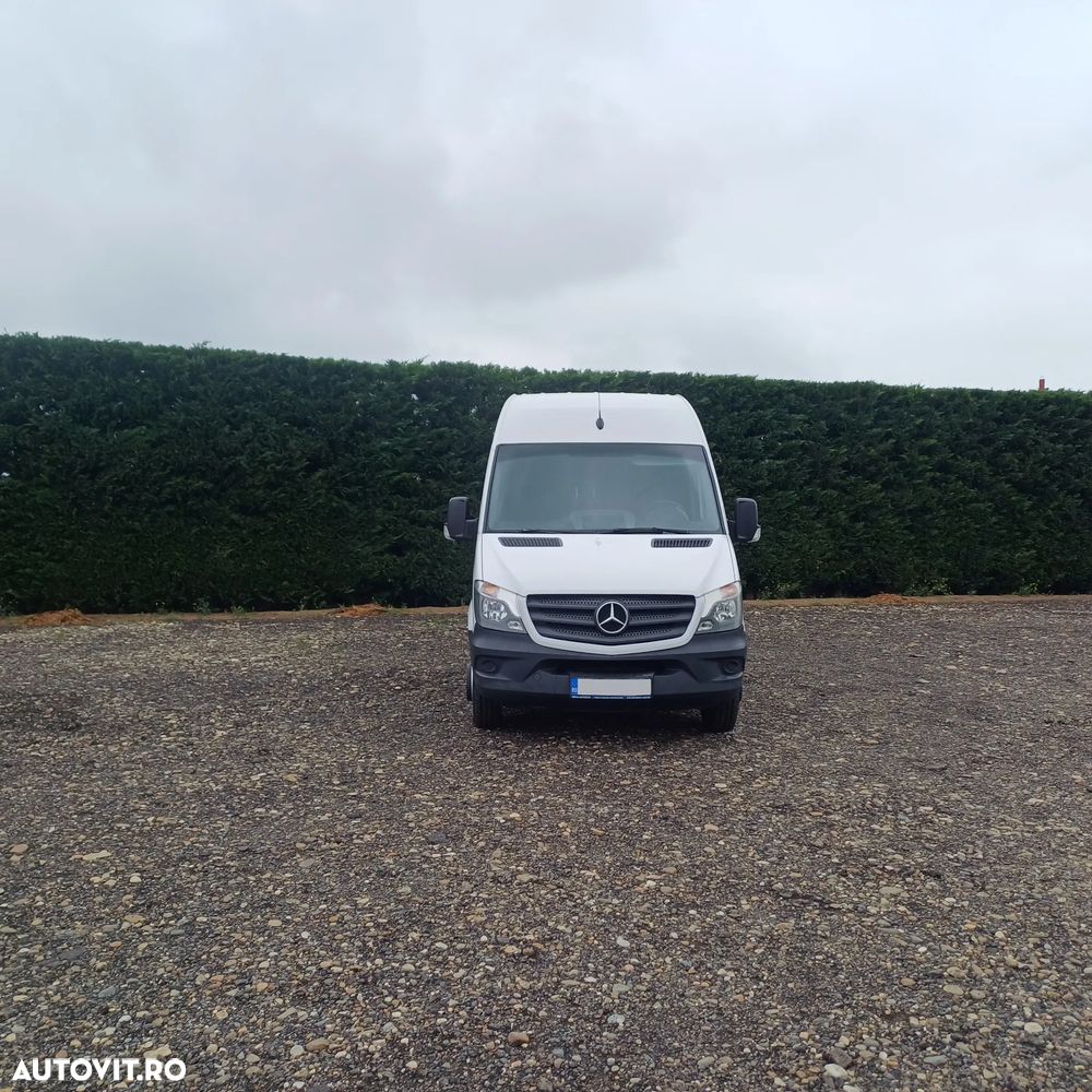 Mercedes-Benz Sprinter - 16